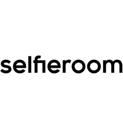 SELFIEROOM Discount Code